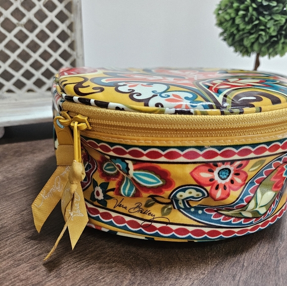 Vera Bradley PROVENCAL FLORAL Hatbox Round Cosmetic Travel Makeup Tote Bag Vinyl - Picture 4 of 12